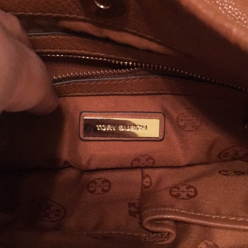Kolbe, Tory Burch Crossbody - Picture 3 of 7